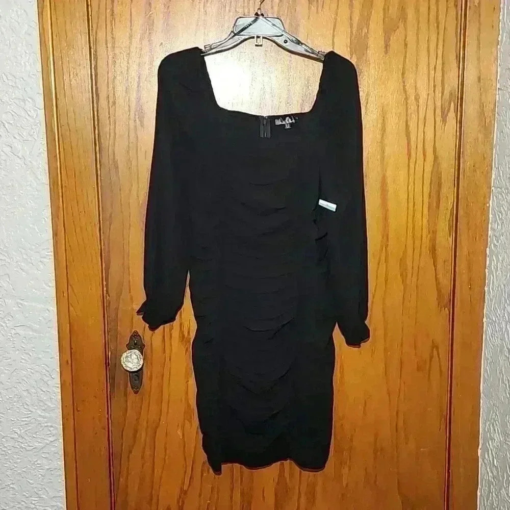 Lora Puff Sleeve Sheath Dress